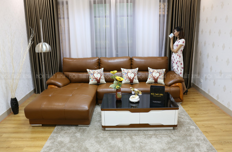 Với những kiểu dáng thời thượng và chất lượng đảm bảo, sofa phòng khách tại Đà Nẵng đang là sự lựa chọn hoàn hảo cho ngôi nhà của bạn. Các sản phẩm được thiết kế bởi các chuyên gia nội thất nổi tiếng, đảm bảo mang lại phong cách và độ sang trọng cho không gian sống của bạn.