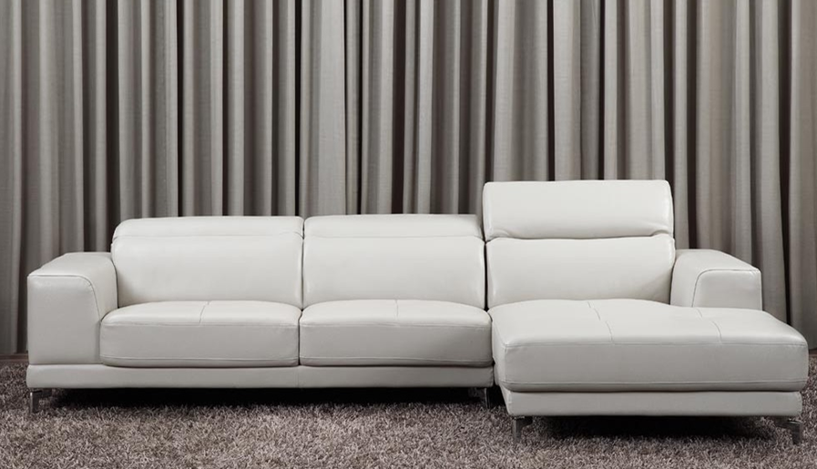 sofa màu trắng